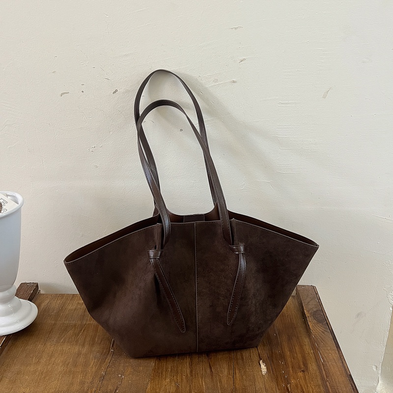 Womens Large-Capacity Casual Matte-Effect Under-Arm Bucket Bag photo 5