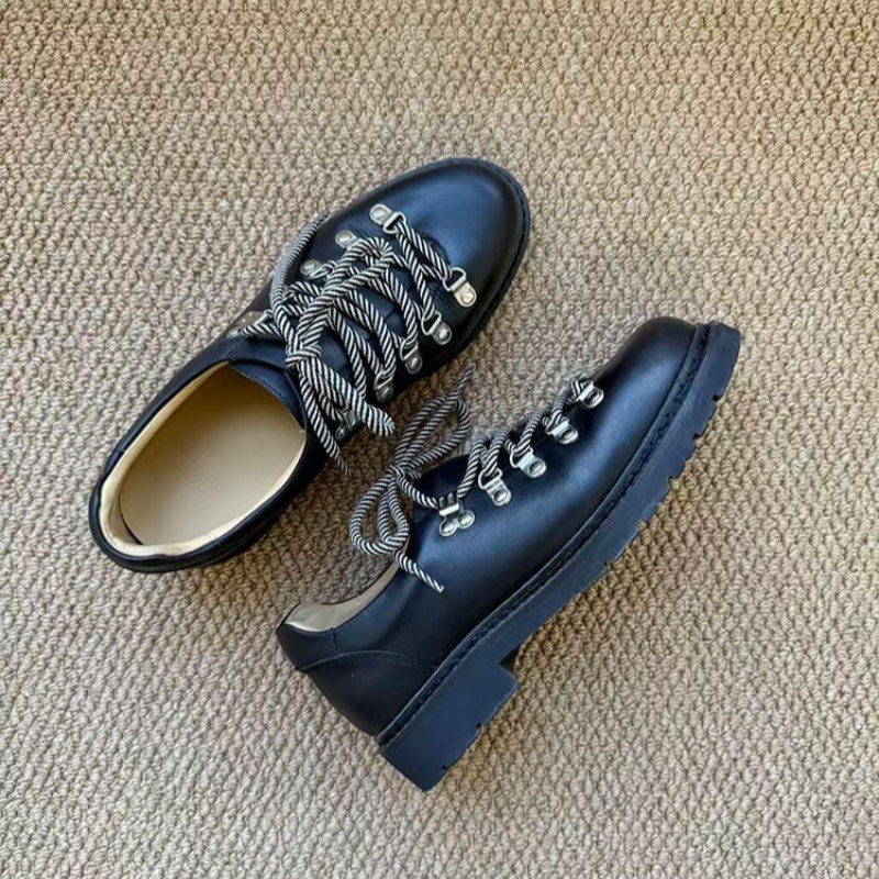 Leather-lined Hiking Derby Shoes For Men photo 1