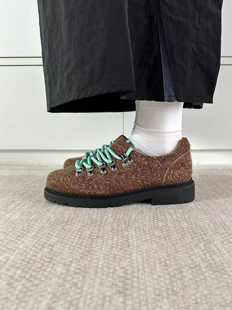 Leather-lined Hiking Derby Shoes For Men photo 5