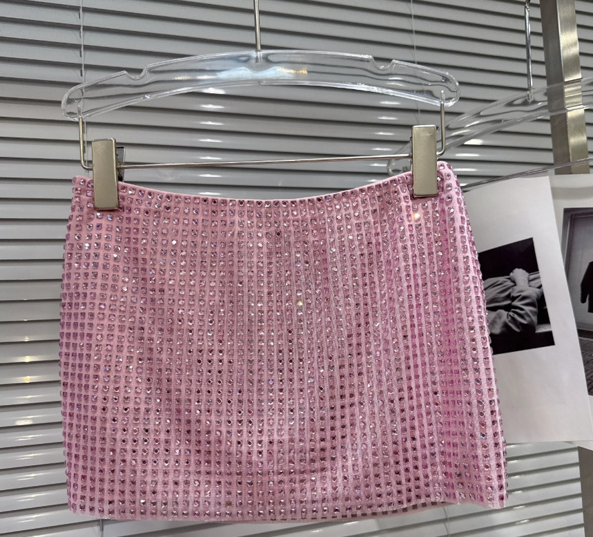 Arrival Performance Runway V-Neck Rhinestone Halter Vest Elaborately Crafted Hip-Hugging Skirt Set photo 7
