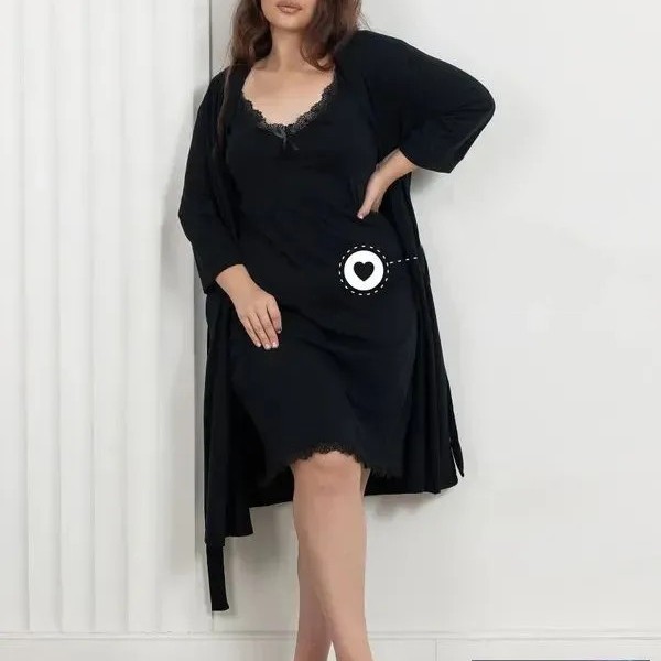 Black Plus-size Camisole Nightgown With Chest Pads photo 4