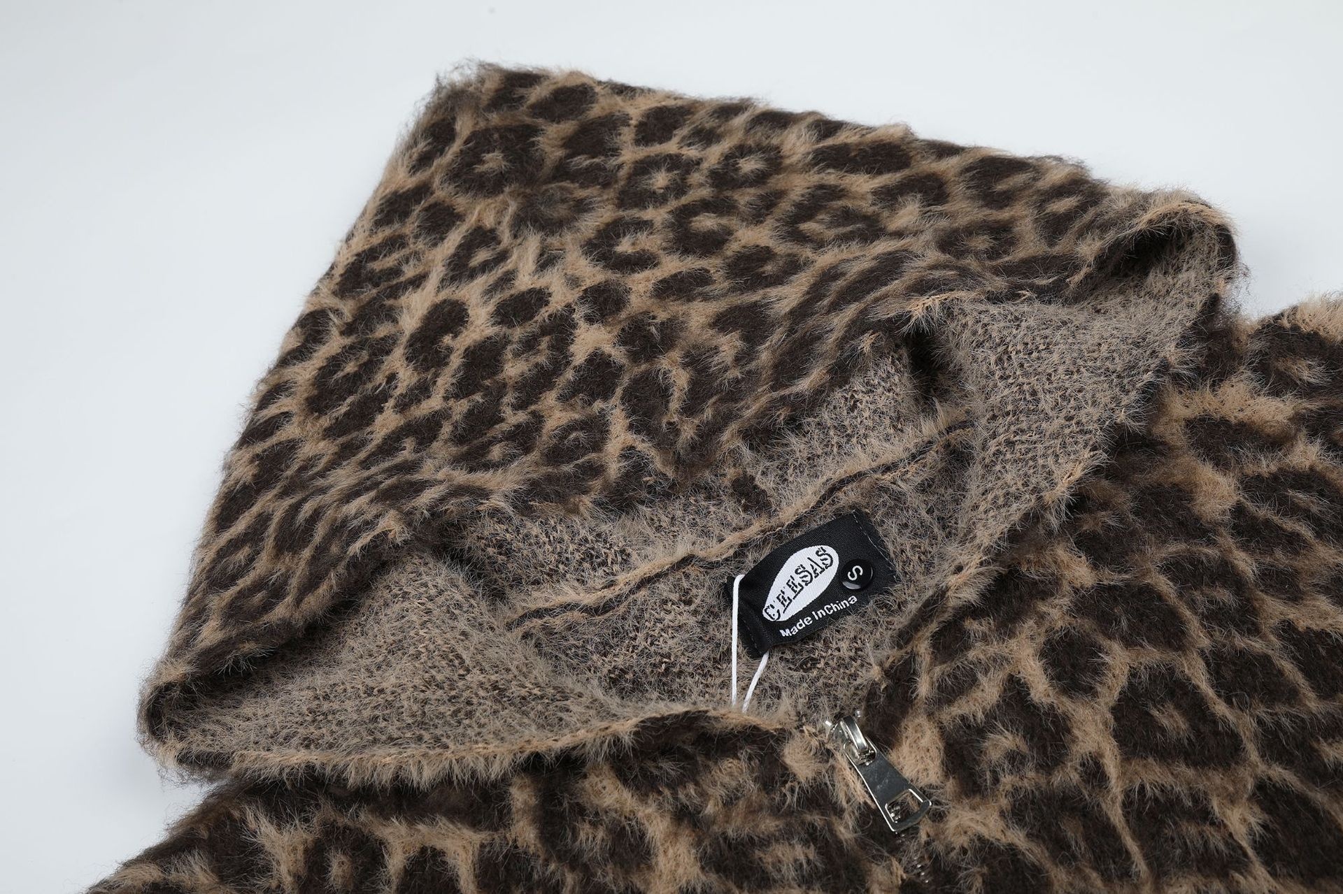 Retro-style Leopard-print Hooded Zip-up Sweater For Women photo 5