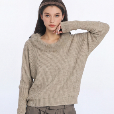 Women's Crew-neck Sweater With Faux Mink Collar Loose-fit Pullover Long-sleeve Top photo 1