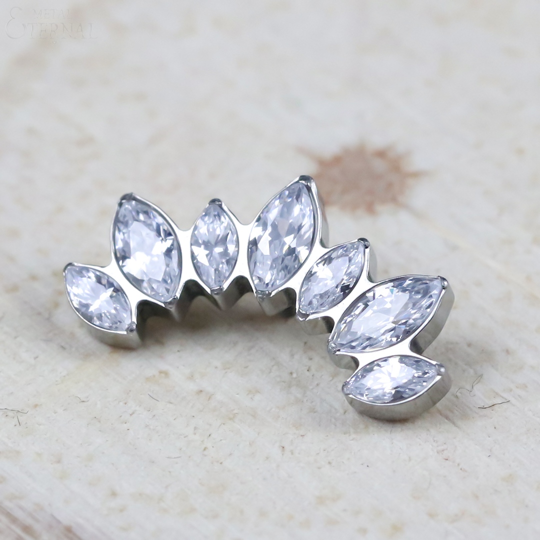 Grandeur Spark 16 Gauge Implant Grade Titanium Internally Threaded Labret With Marquise And Round CZ Fan Top photo 3